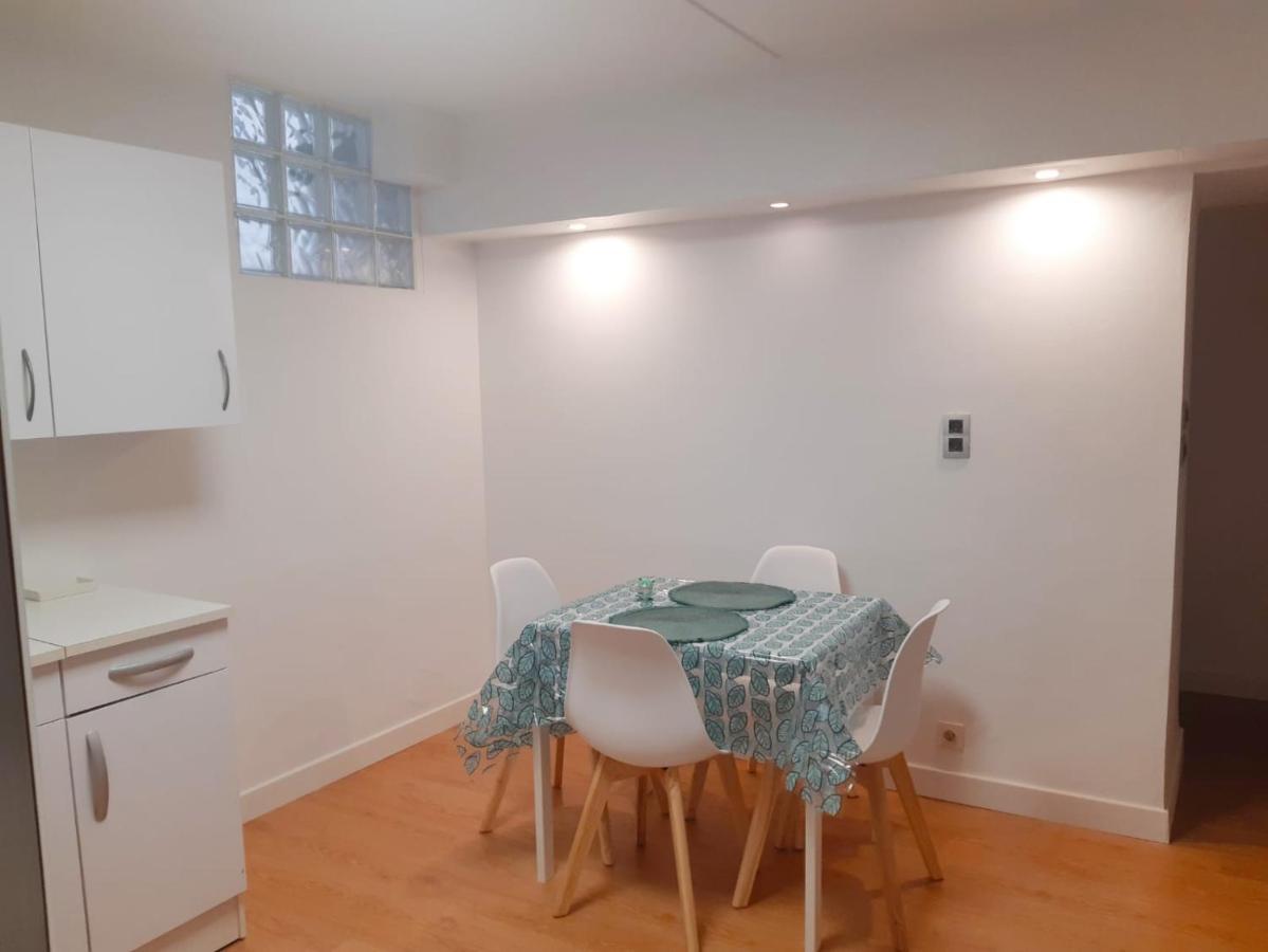 appartement rez de chaussée 2 chambres avec terrasse Cambo-les-Bains Exterior foto